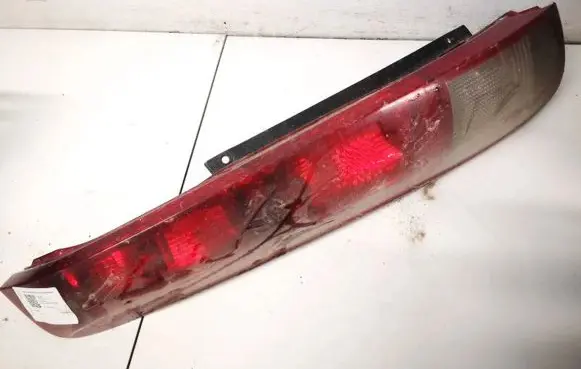 Nissan X-Trail T30 Rear/tail lights