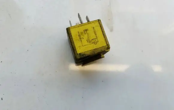 Ford Mondeo MK I Other relay 93bg14n089ba v23136-b1-x3