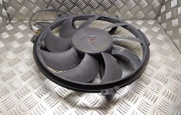 Electric radiator cooling fan