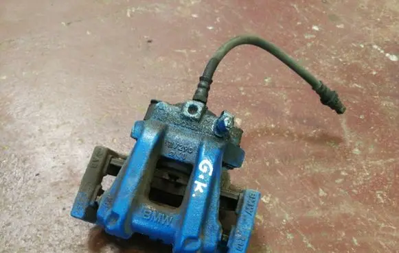 BMW 1 F20 F21 Rear brake caliper