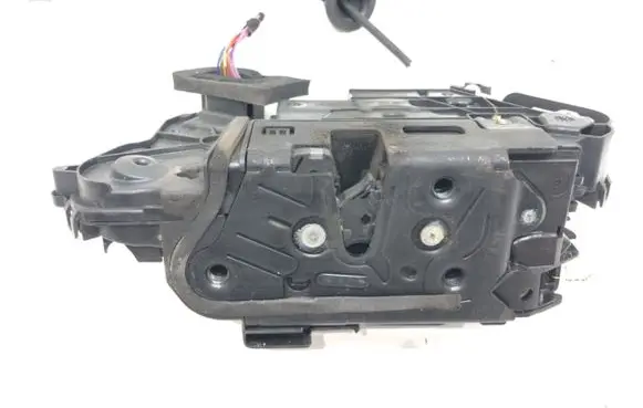 Skoda Fabia Mk3 (NJ) Front door lock 5TB837015C