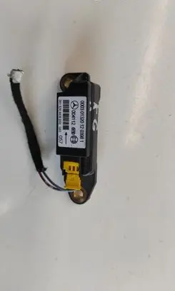 Mercedes-Benz C W203 Airbag deployment crash/impact sensor 0003013201203981 0018204426 004112