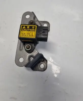 Toyota RAV 4 (XA20) Airbag deployment crash/impact sensor 8944160010