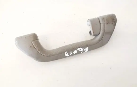 Honda CR-V Rear interior roof grab handle