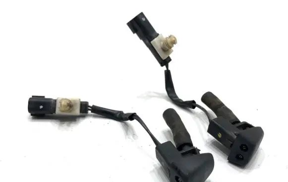 Volvo S80 Windshield washer spray nozzle 