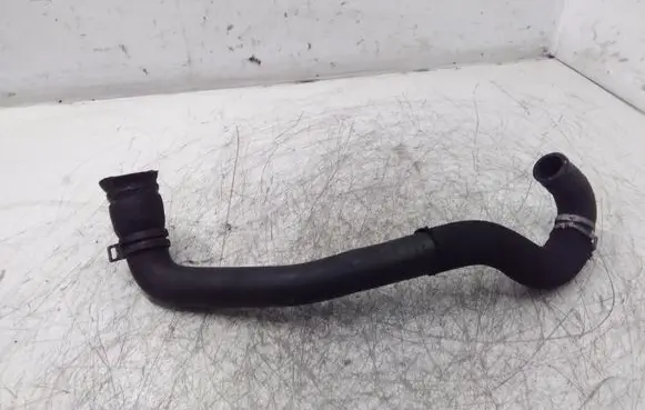 Mercedes-Benz R W251 Engine coolant pipe/hose A2515013182