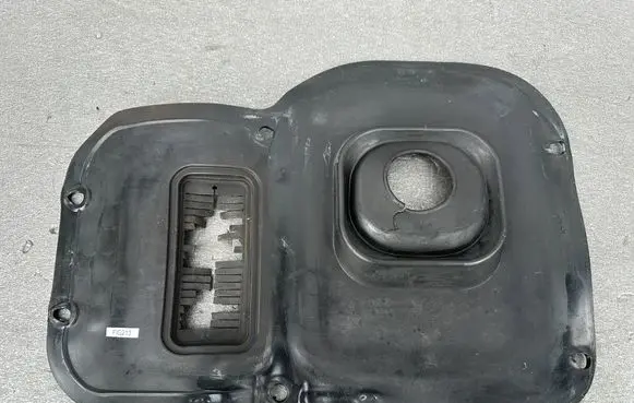 Nissan Patrol Y60 Gear shifter surround trim plastic 7496706J00