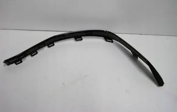 Audi Q8 Front bumper lip 4M8853842