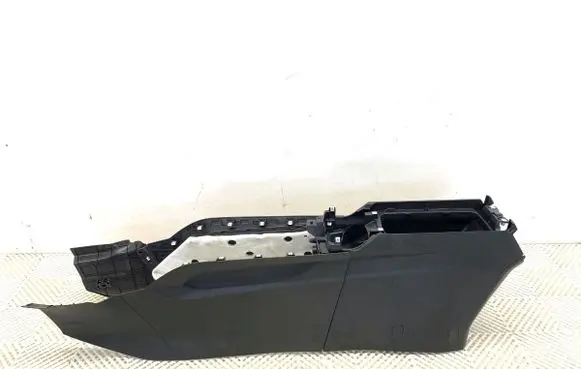 Peugeot 3008 II Center console 