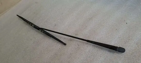 Ford Sierra Rear wiper blade arm 88BG17526G1A