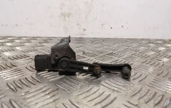 Volvo XC90 Air suspension front height level sensor 31360329