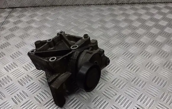 Rover 75 A/C compressor mount bracket YLU102410
