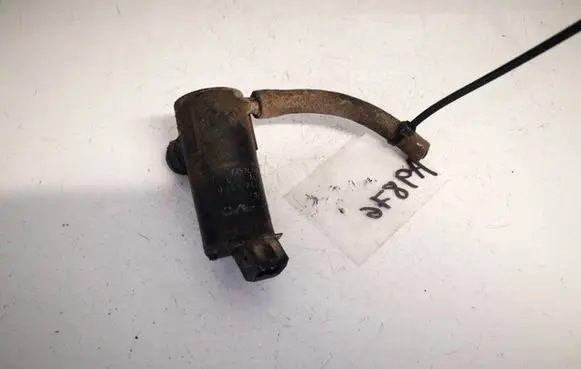 Volvo XC90 Windscreen/windshield washer pump 9169611