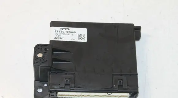 Toyota Auris E180 Air conditioning/heating control unit 8865002660