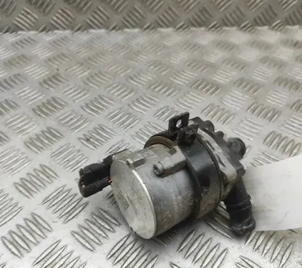 Porsche Panamera (971) Electric auxiliary coolant/water pump 8K0965567B