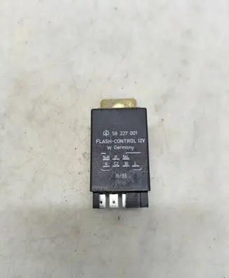 Volkswagen Sharan Tow bar relay 58227001