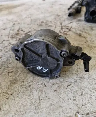Peugeot Partner Oil pump 
