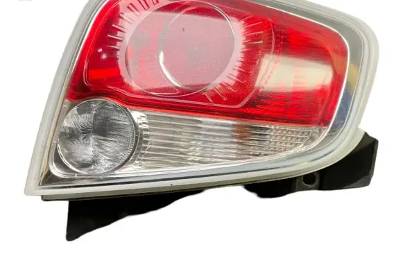 Fiat 500 Rear/tail lights 27043101
