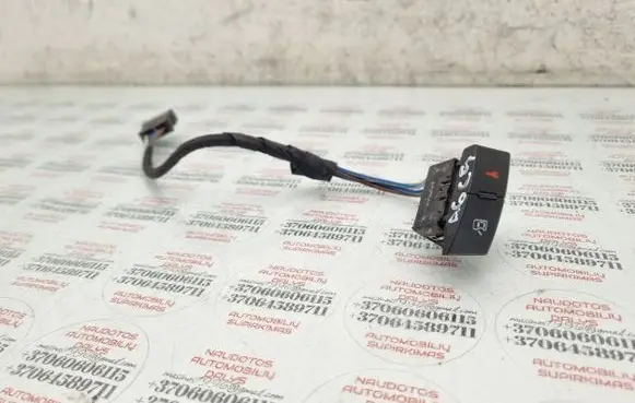 Audi A6 S6 C5 4B Central locking switch button 4B1962107B