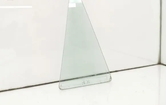 Rear vent window glass