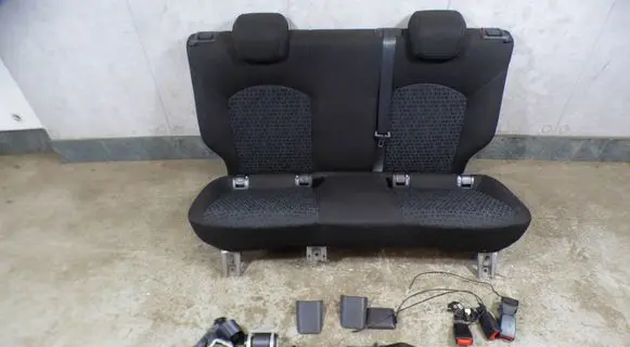 Opel Corsa E Second row seats CARTKANAPAKPL