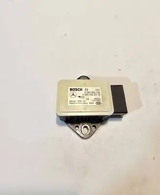 Mercedes-Benz E W211 ESP acceleration yaw rate sensor A0055422718 0265005752 7011865