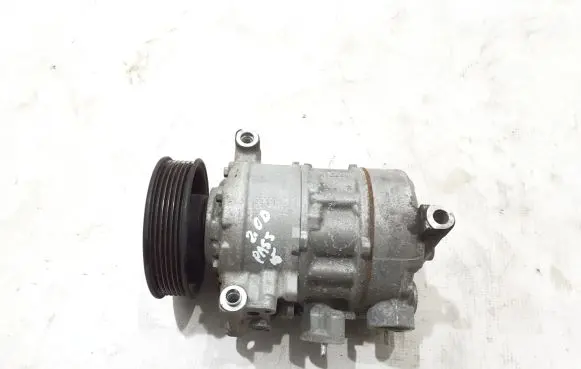 Volkswagen PASSAT B8 Air conditioning (A/C) compressor (pump) 5Q0820803F