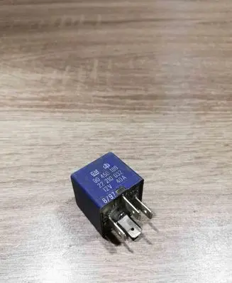 Opel Meriva A Other relay 90450169 22210032 BLUE