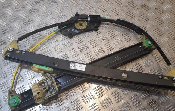 Audi A4 Allroad Front window lifting mechanism without motor 8K0837462A