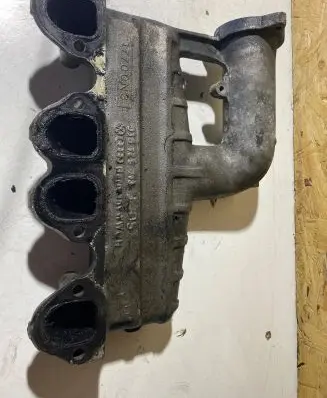 Volkswagen Bora Intake manifold 