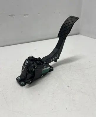 Skoda Fabia Mk2 (5J) Accelerator throttle pedal 6Q1721503M