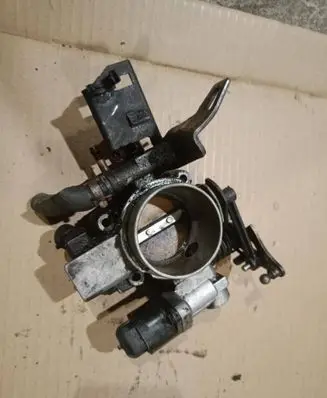 Opel Zafira A Throttle body valve 