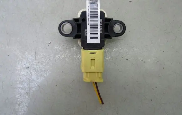 Nissan Leaf II (ZE1) Airbag deployment crash/impact sensor 988365SA0B