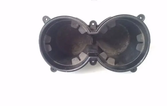 Cup holder front