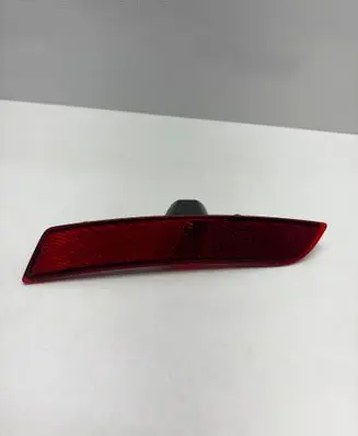 Chevrolet Camaro Rear tail light reflector 23126884