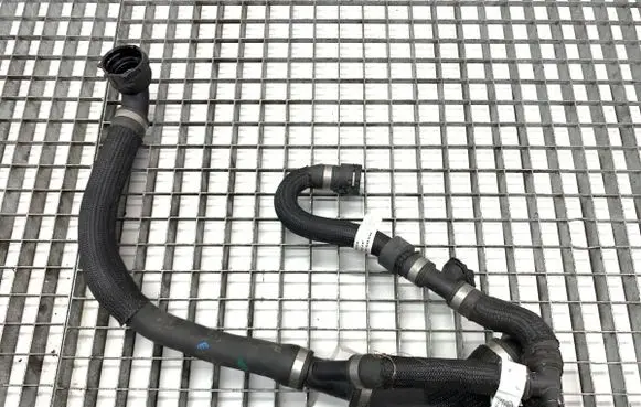 Land Rover Range Rover Evoque L551 Engine coolant pipe/hose M8D28C480BB