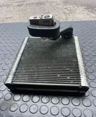 Volkswagen PASSAT B8 Air conditioning (A/C) radiator (interior) 5Q2815105D C24455108370 E0AP0RAT0R