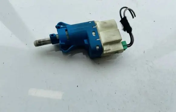Ford Focus Brake pedal sensor switch 3m5t9c872ac 3m5t-9c872-ac