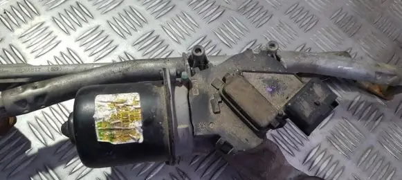 Renault Megane II Wiper motor