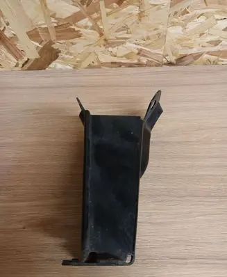 Volvo S80 Radiator mount bracket