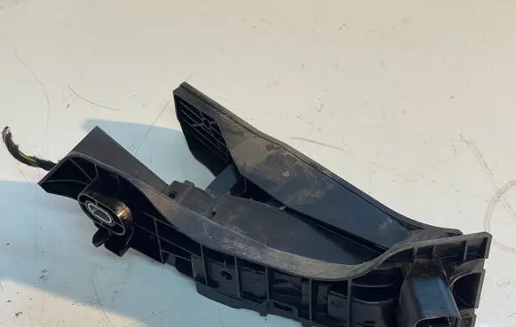 Skoda Yeti (5L) Accelerator throttle pedal 1K1721503