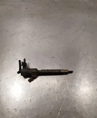 Hyundai i40 Fuel injector 0445110411