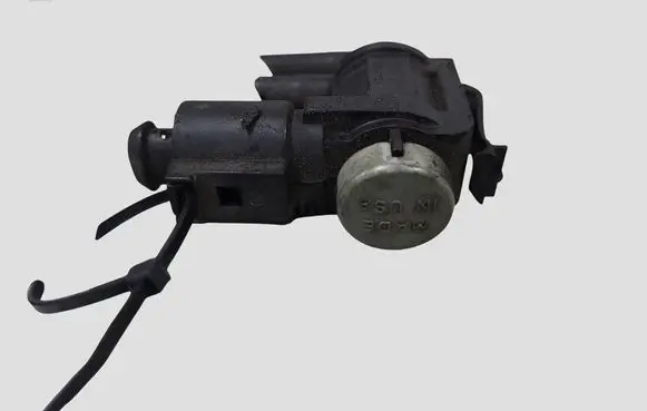 Volkswagen PASSAT B6 Turbo solenoid valve 1K0906283A