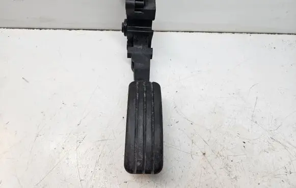 Renault Megane III Accelerator throttle pedal 180020022R
