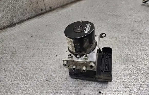 BMW 1 E81 E87 ABS Pump 6791521 10020604074 6787837