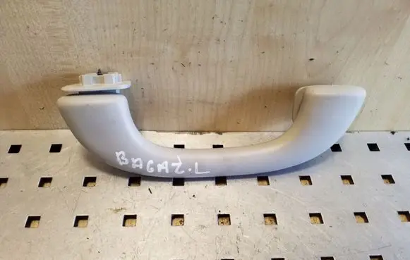 Peugeot 5008 Rear interior roof grab handle 9681334080