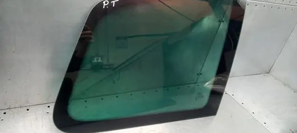 Ford Focus C-MAX Rear side window