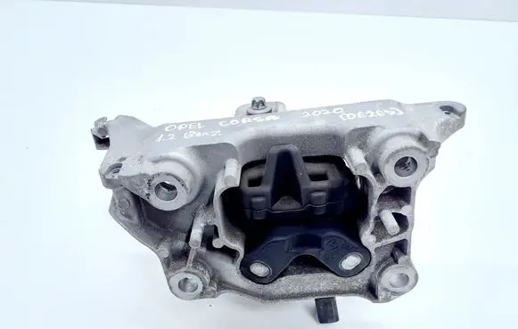 Opel Corsa F Gearbox mount 9824296180