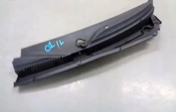 Citroen C1 Wiper trim