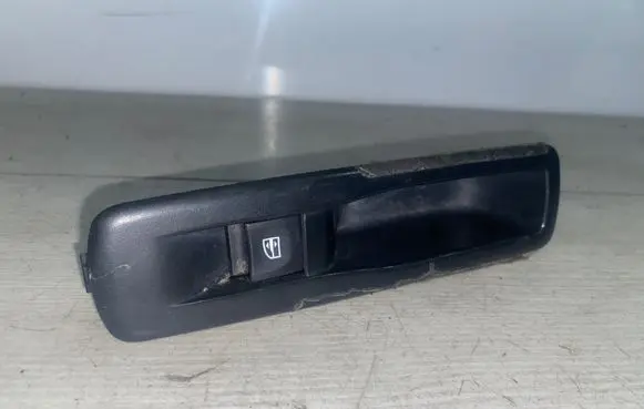 Renault Scenic III - Grand scenic III Electric window control switch 156024250A